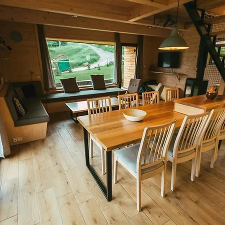 Chalet R