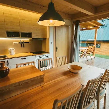 Chalet R