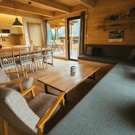 Chalet R